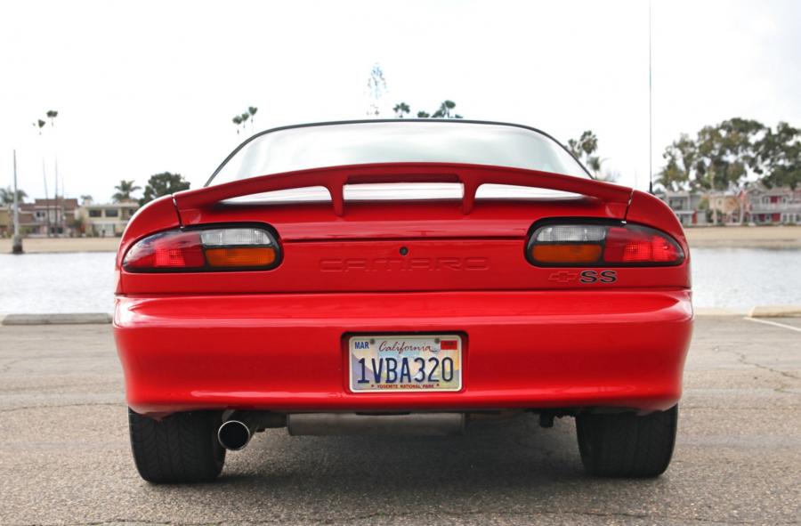  Chevrolet Camaro Z28 SS 1998 года  (фото 19 из 94)